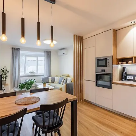 Apartamento Slovakia Nivy Bliss Retreat Bratislava